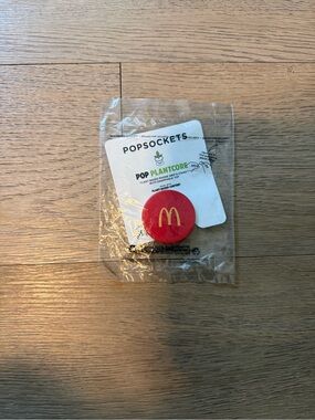 McDonald’s PopSocket Grip NWT
